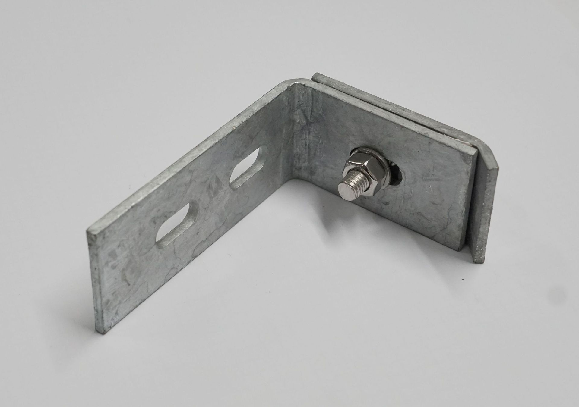 Element zur Befestigung eines Zauns