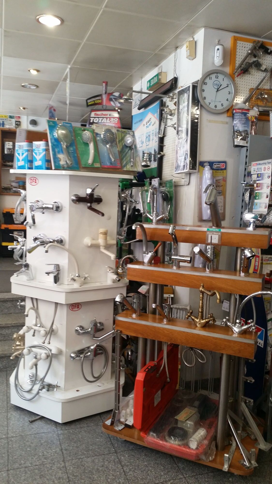 Vítor M Agostinho - venda de ferramentas Algés