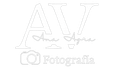 Logotipo con grandes letras blancas "AV", el texto en cursiva "Ana Agra", un icono de c&aacute;mara y la palabra "Fotograf&iacute;a".