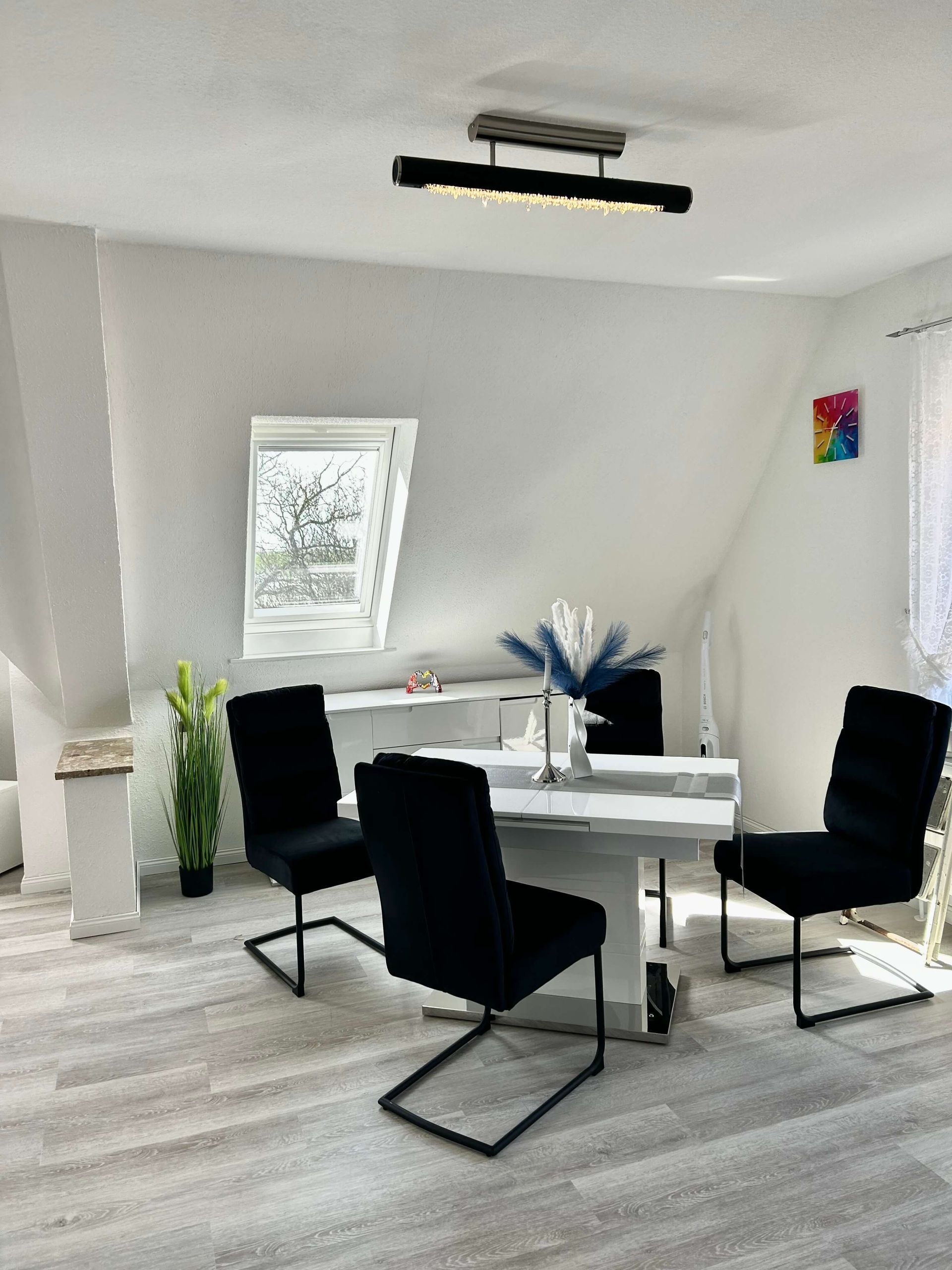 Ferienwohnung Türkis im Haus Aquamarin in Büsum – Essbereich für 4 Personen