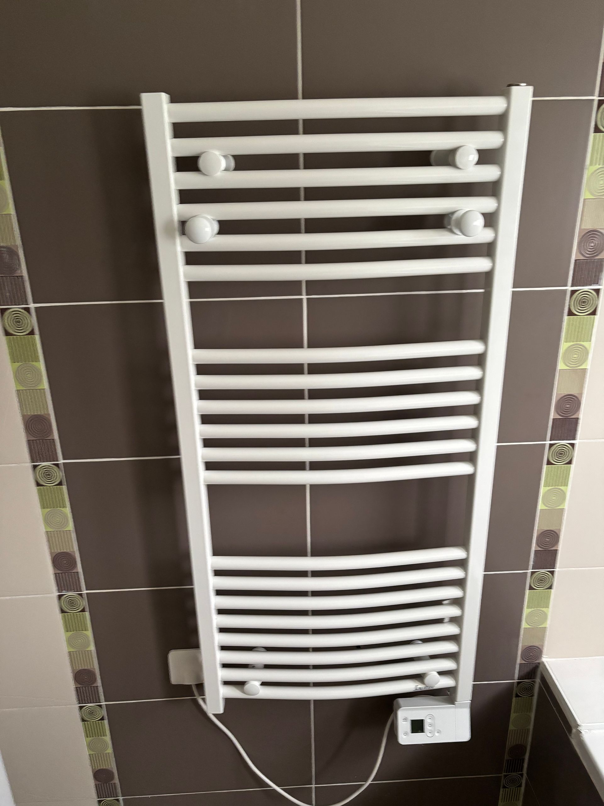 Installation d'un sèche-serviettes