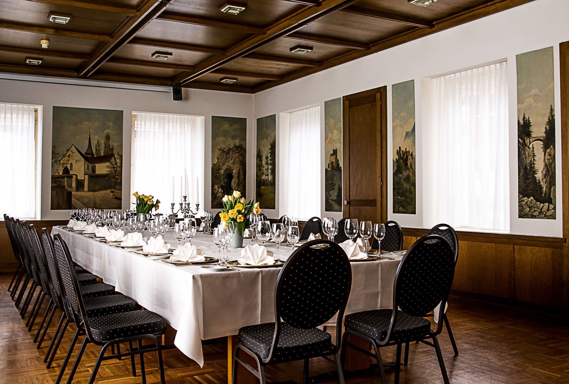 Saal - Restaurant Gemeindehaus Beringen Gastro GmbH