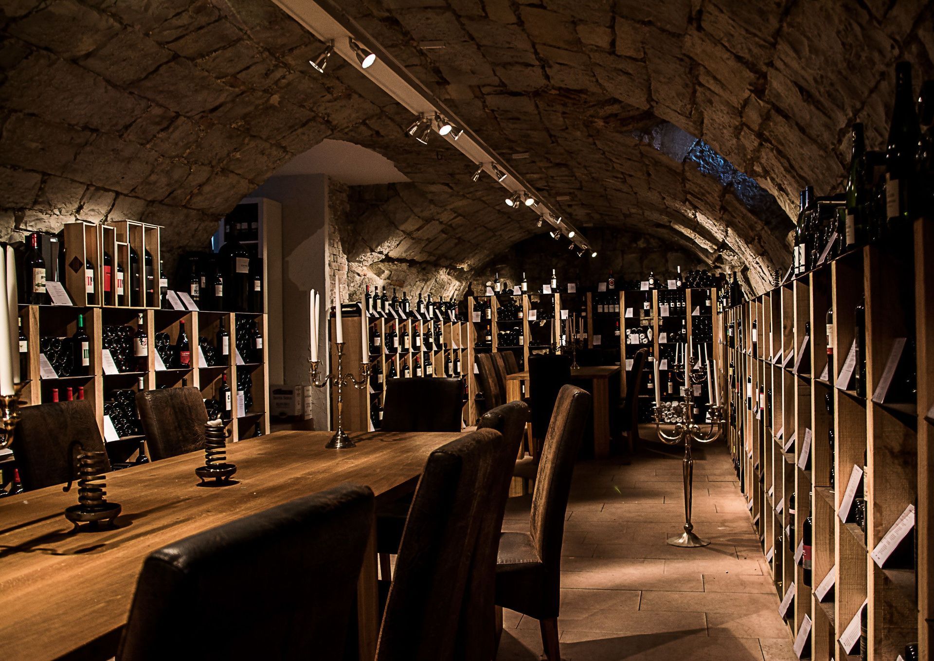 Weinkeller - Restaurant Gemeindehaus Beringen Gastro GmbH