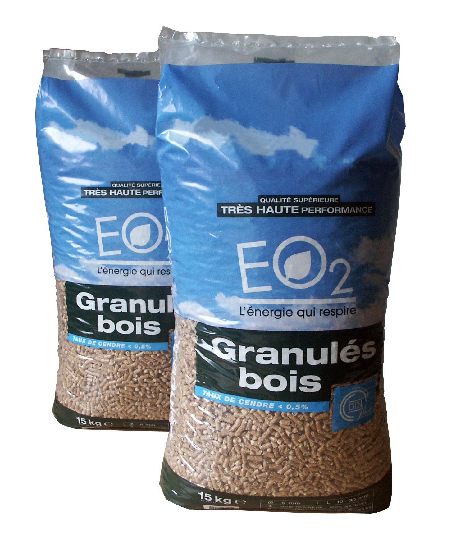 Deux sacs EO2 de granulés de bois