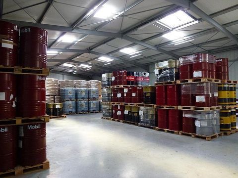Intérieur et stock de fioul