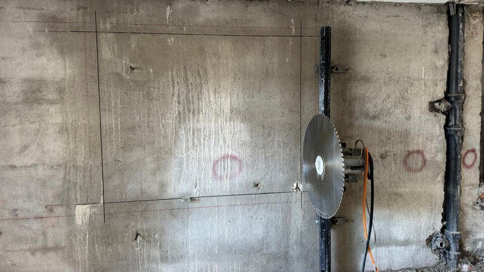 NS Béton Salvado da Silva - Coupe de béton, projet de construction, béton apparent