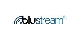 El logotipo de Blustream está sobre un fondo blanco.
