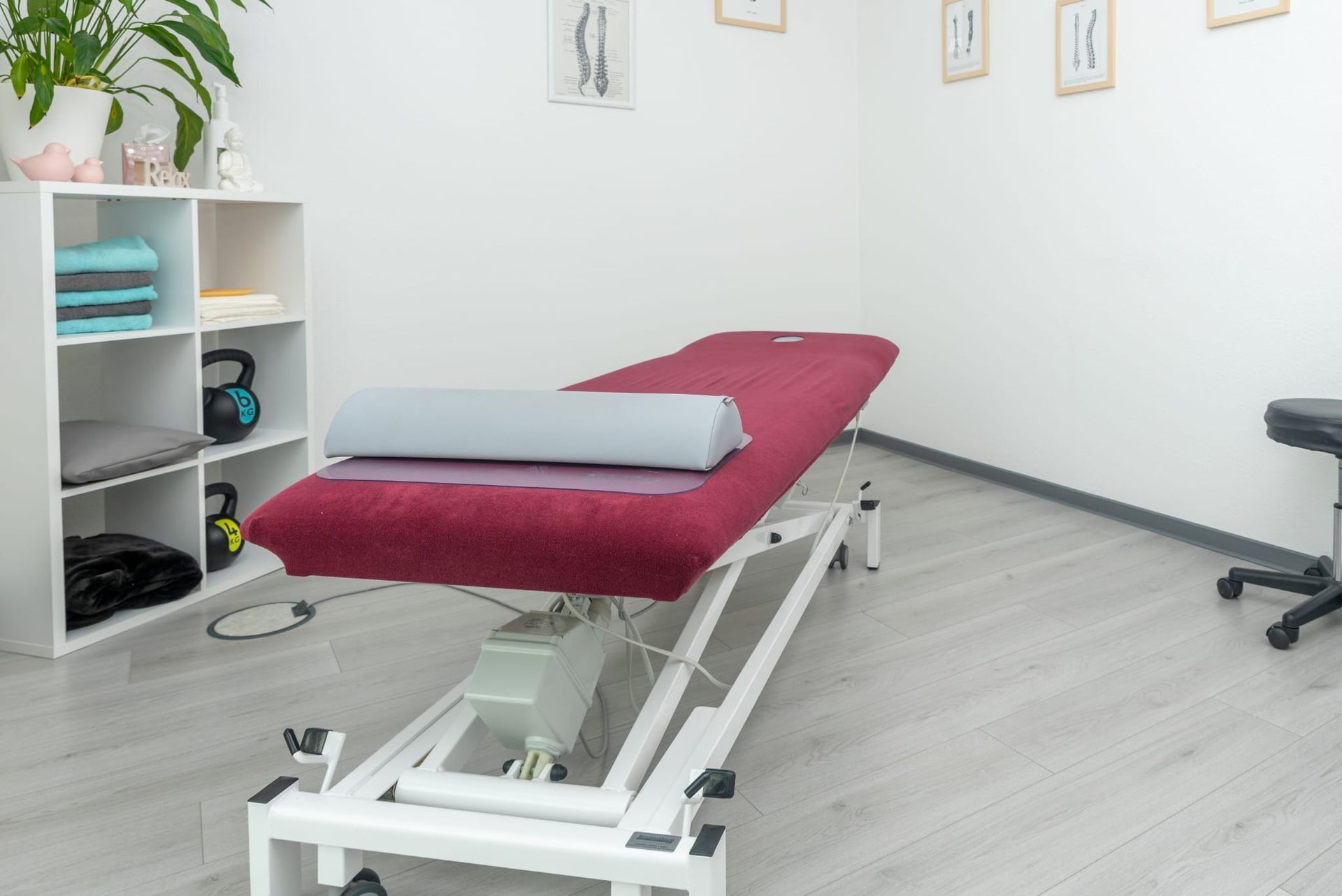Behandlungsraum von der Sport & Physiotherapie Lübz Inh. A-K. Dreschler