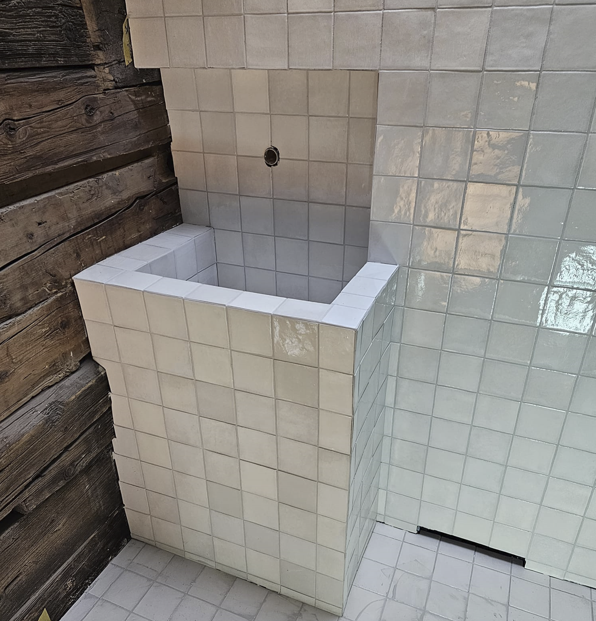 Bodenbelag vom RUI Plattenleger