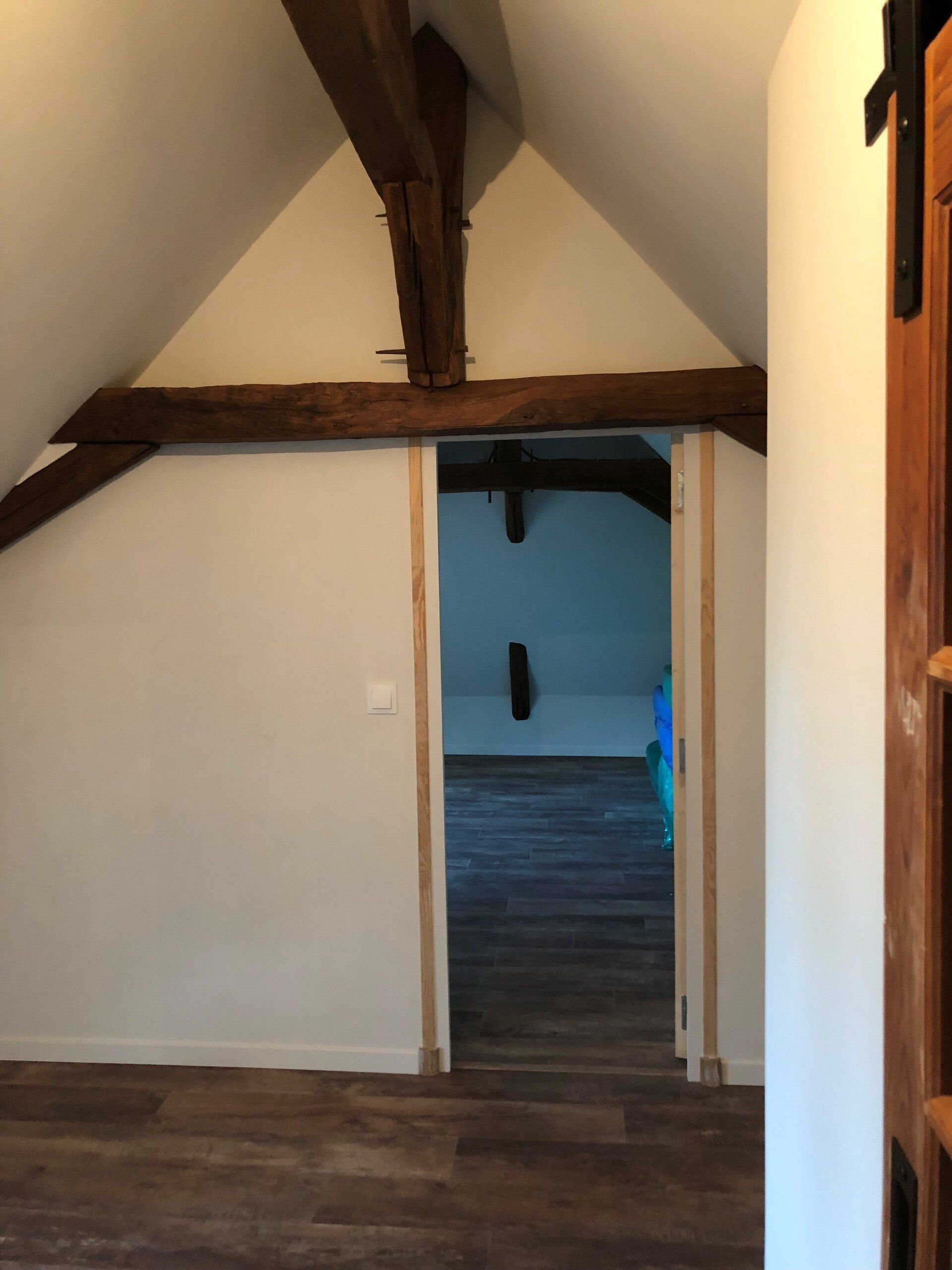 Travaux d'isolation des combles d'une maison à Dunnet.