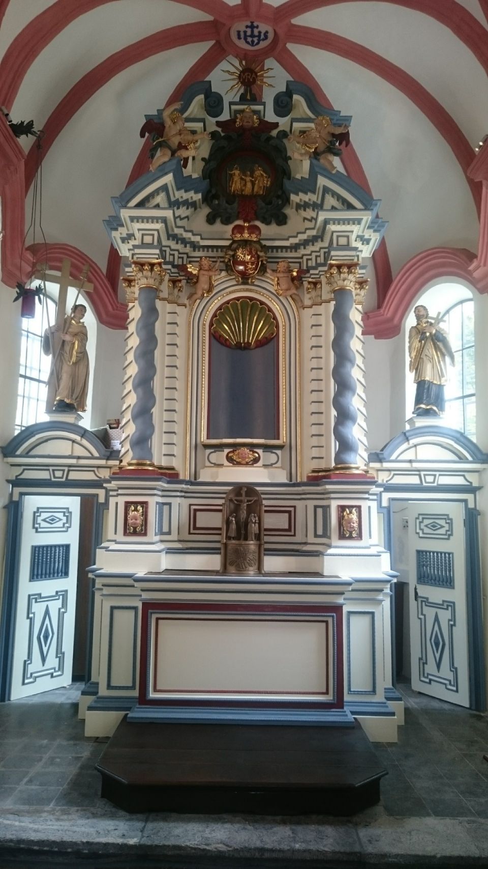 Innenraum von Kirche restauriert durch Müllner Werkstätten