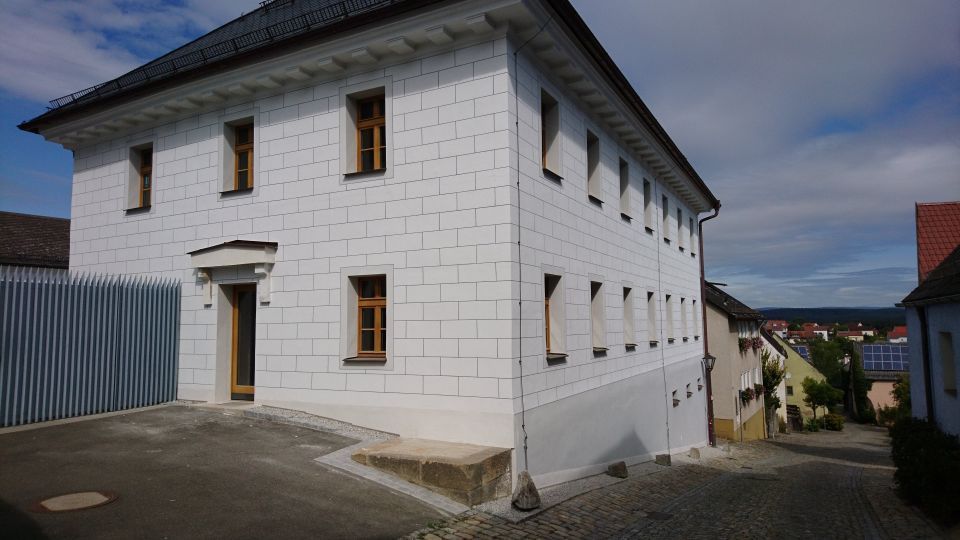 Haus gestrichen durch Müllner Werkstätten