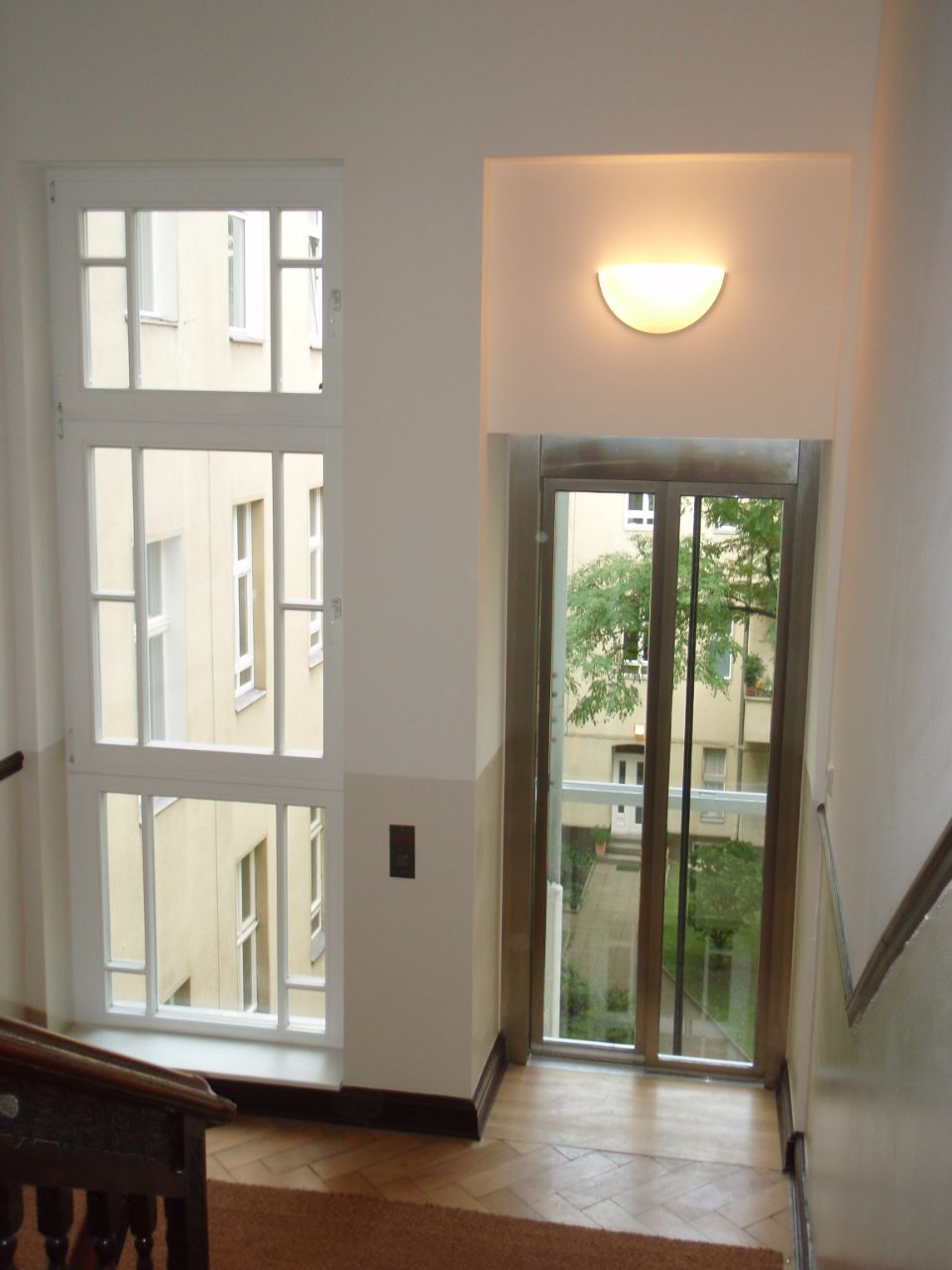 R & S Aufzugbau GmbH – Aufzug