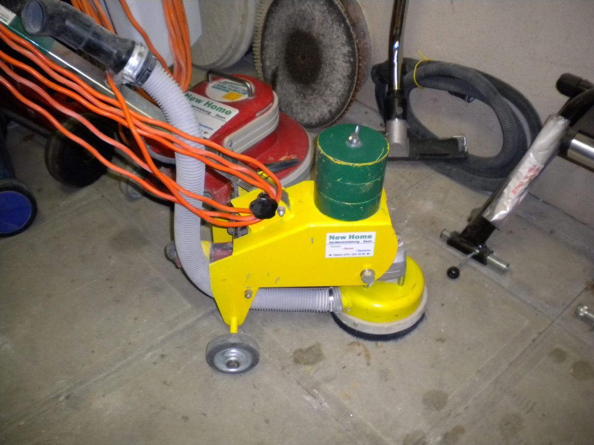 Raupendumper Huki - New Home Gerätevermietung Seon