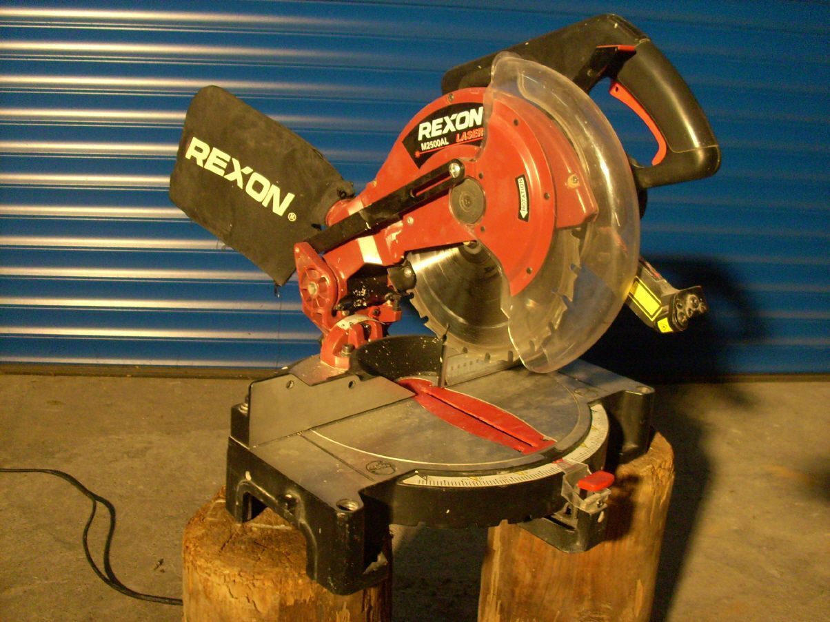 Raupendumper Huki - New Home Gerätevermietung Seon