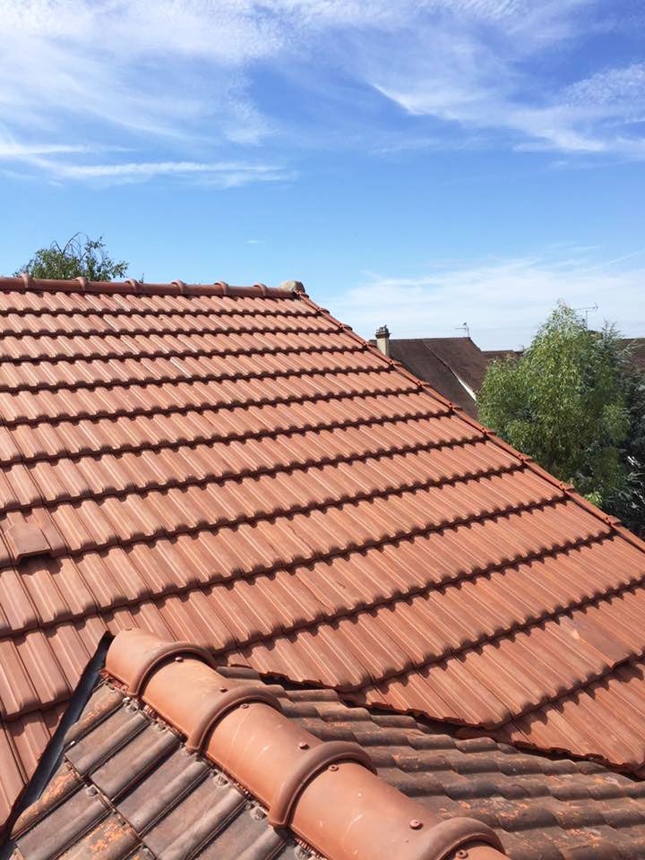 Une toiture réalisée avec de belles tuiles