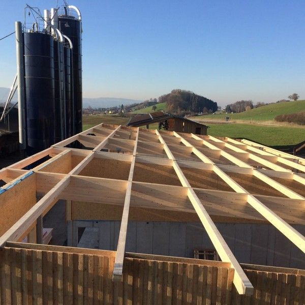 Bedachungen - Huber Max Montagen/Mechanik in Schindellegi