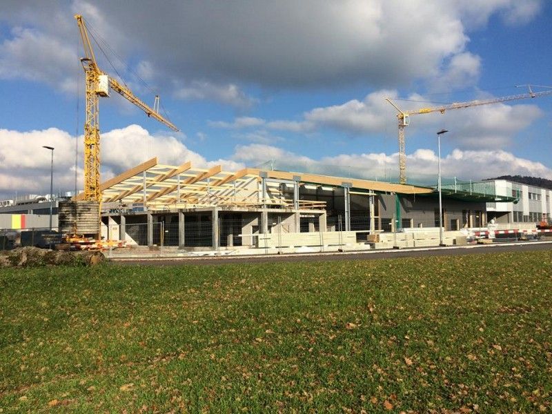 Holzbau Bedachungen - Huber Max Montagen/Mechanik in Schindellegi