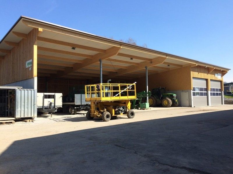 Bedachungen - Huber Max Montagen/Mechanik in Schindellegi