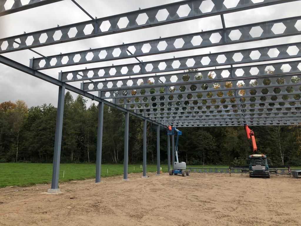 Stahlbau - Huber Max Montagen/Mechanik in Schindellegi