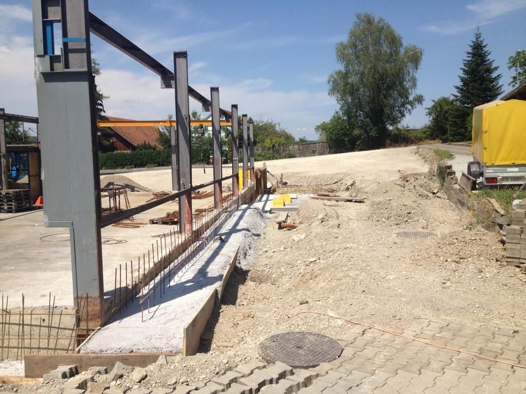Stahlbau - Huber Max Montagen/Mechanik in Schindellegi