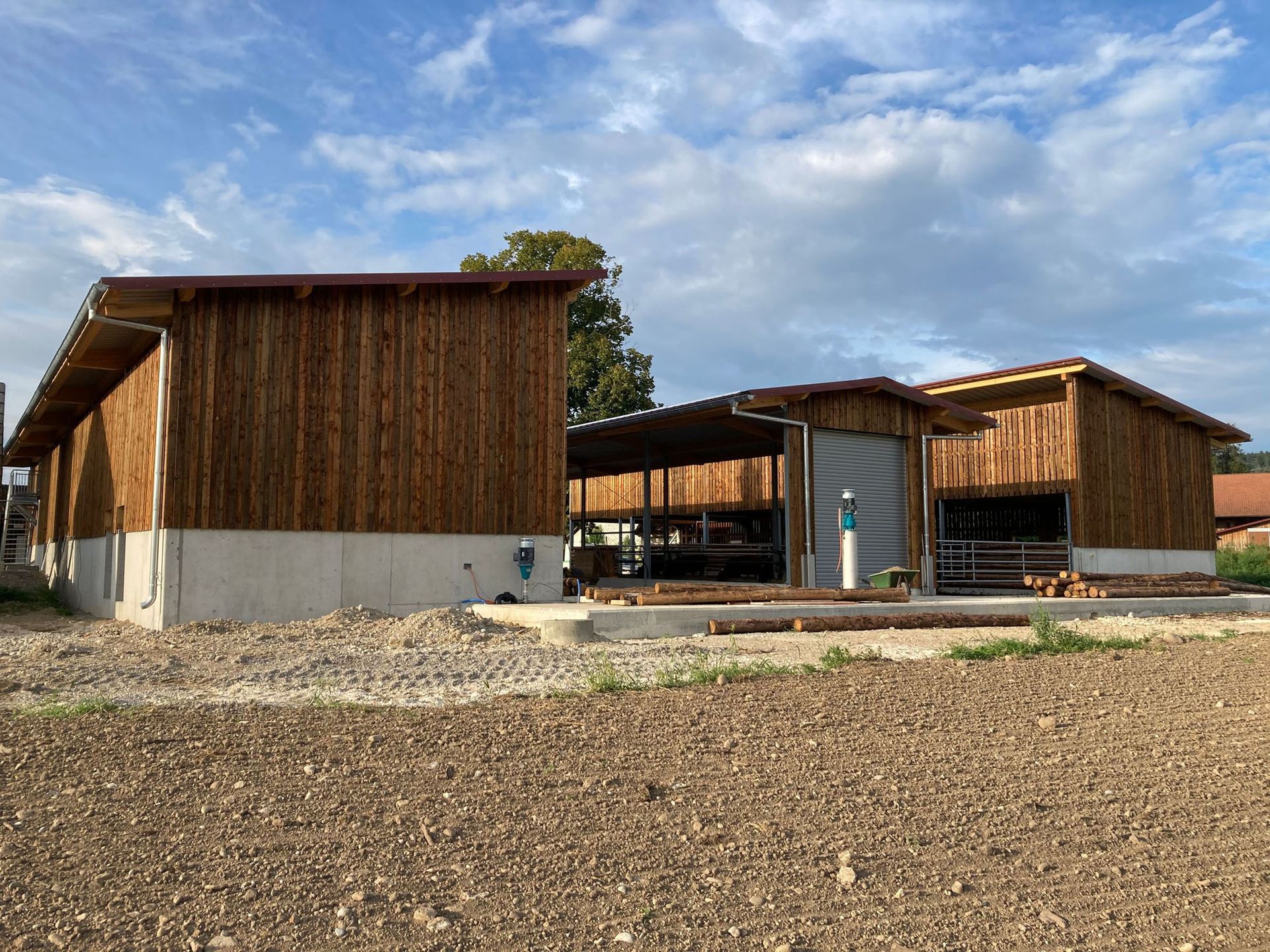 Holzbau - Huber Max Montagen/Mechanik in Schindellegi