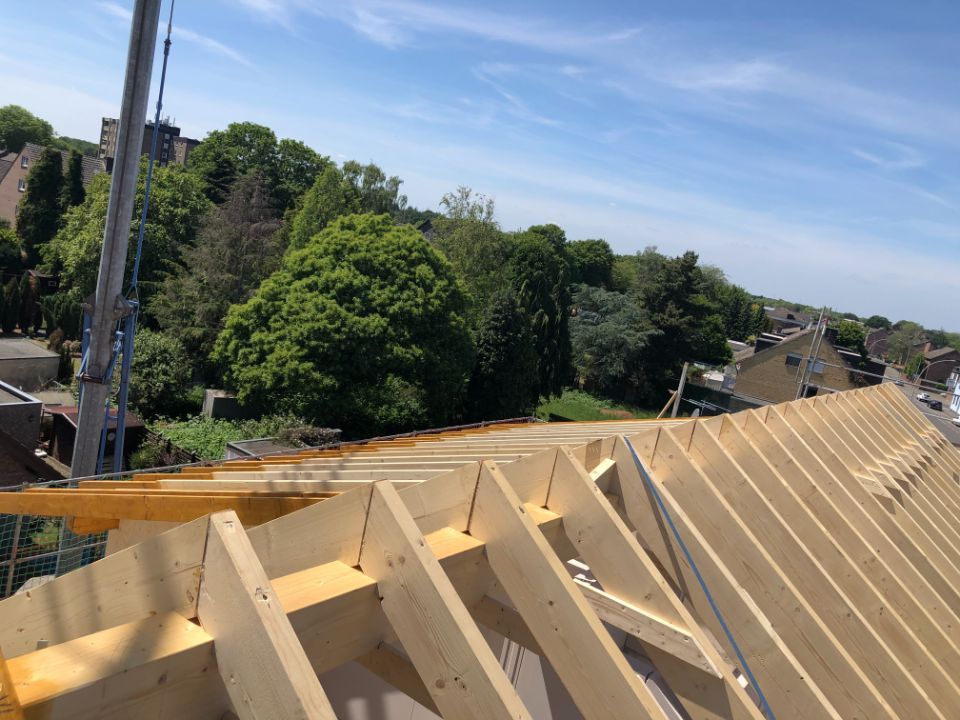 Dachstuhl, gebaut von der Firma Schotten Klaus