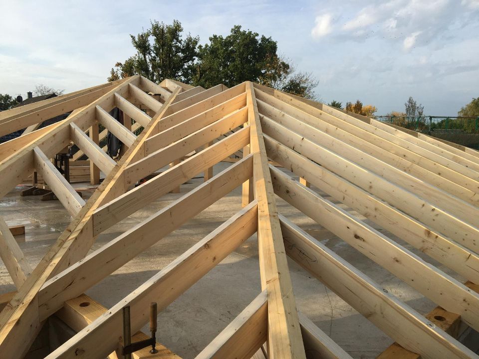 Dachstuhl, gebaut von der Firma Schotten Klaus