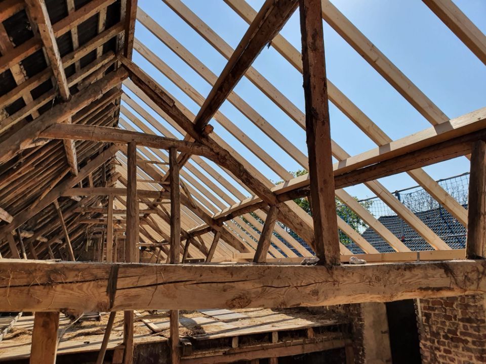 Dachstuhl, gebaut von der Firma Schotten Klaus