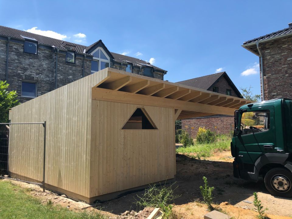 Holzschuppen, gebaut von der Firma Schotten Klaus