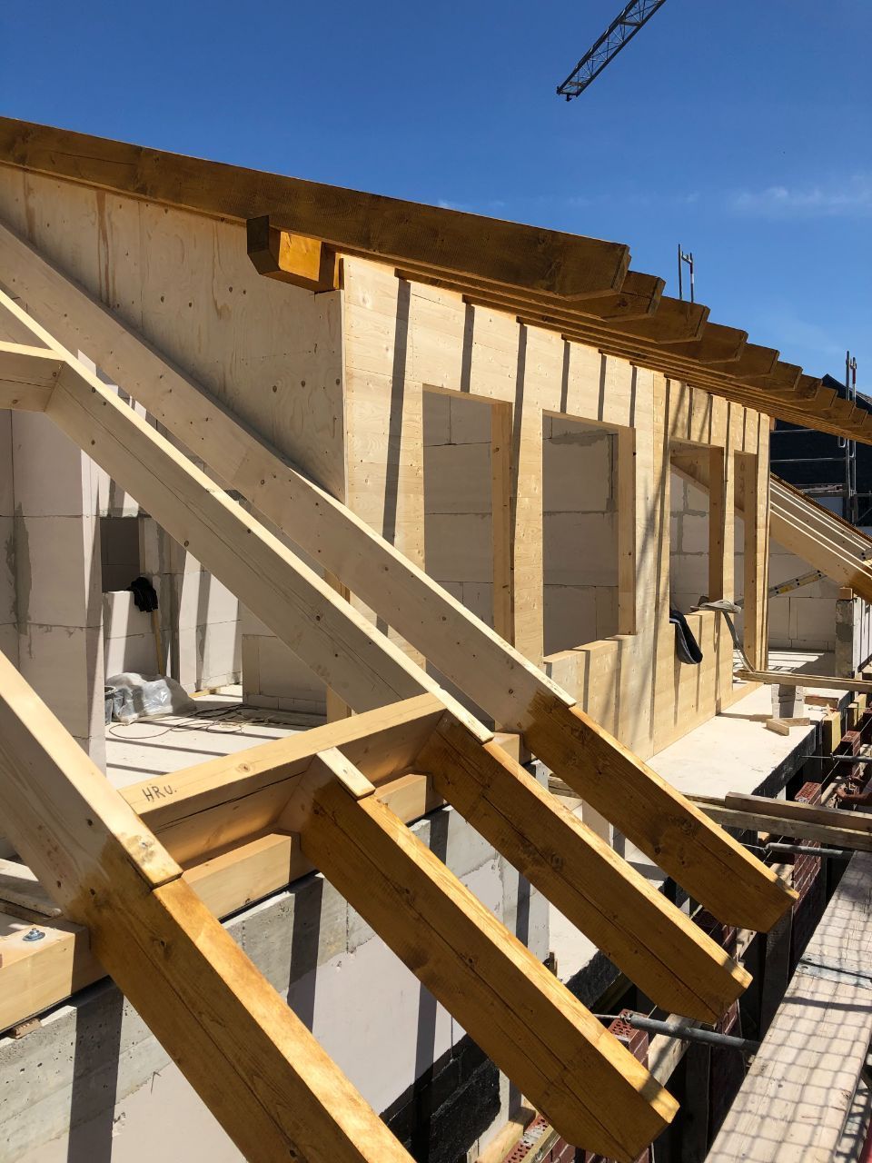 Dachstuhl, gebaut von der Firma Schotten Klaus