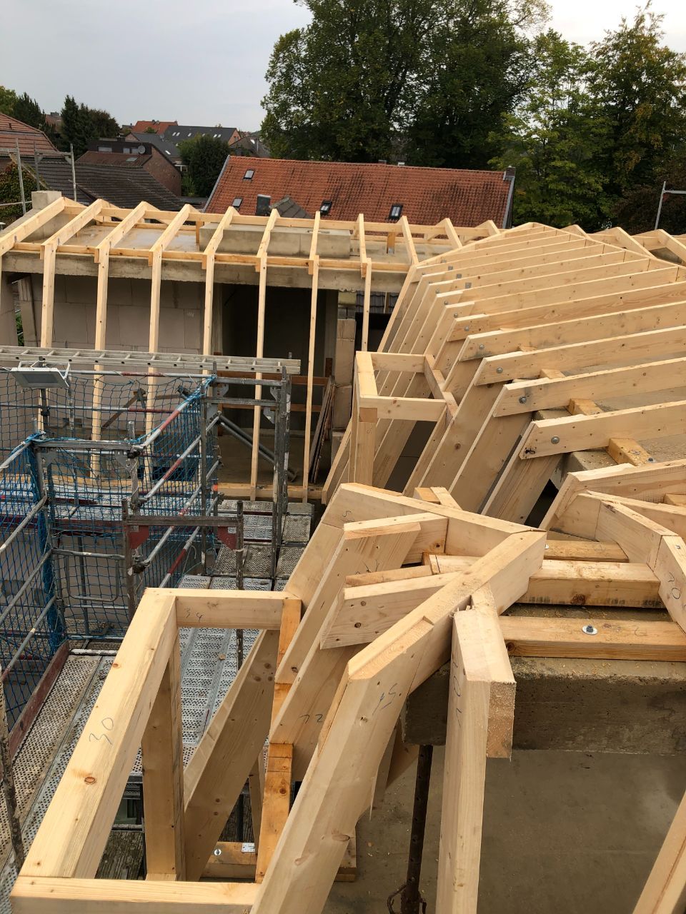 Dachstuhl, gebaut von der Firma Schotten Klaus