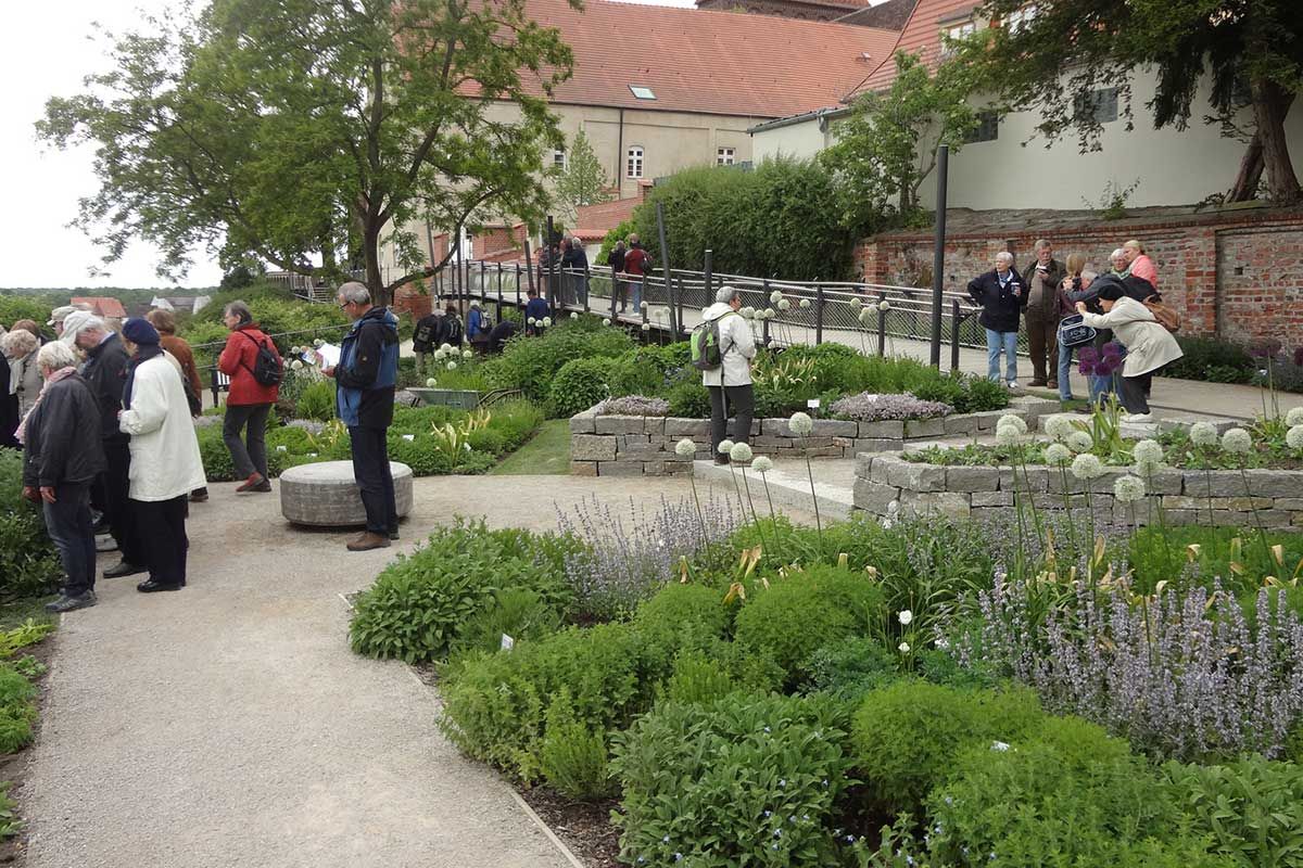 Fachbauleitung für gärtnerische Ausstellungsflächen der Bundesgartenschau 2015 Havelregion an allen 5 Standorten