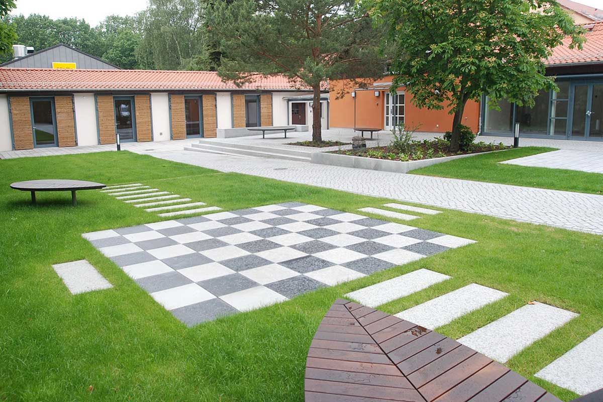 Außenanlagen Kuckucksruf 9 – 12 / Servicestützpunkt „K 2“ der Pbg e.G in Potsdam