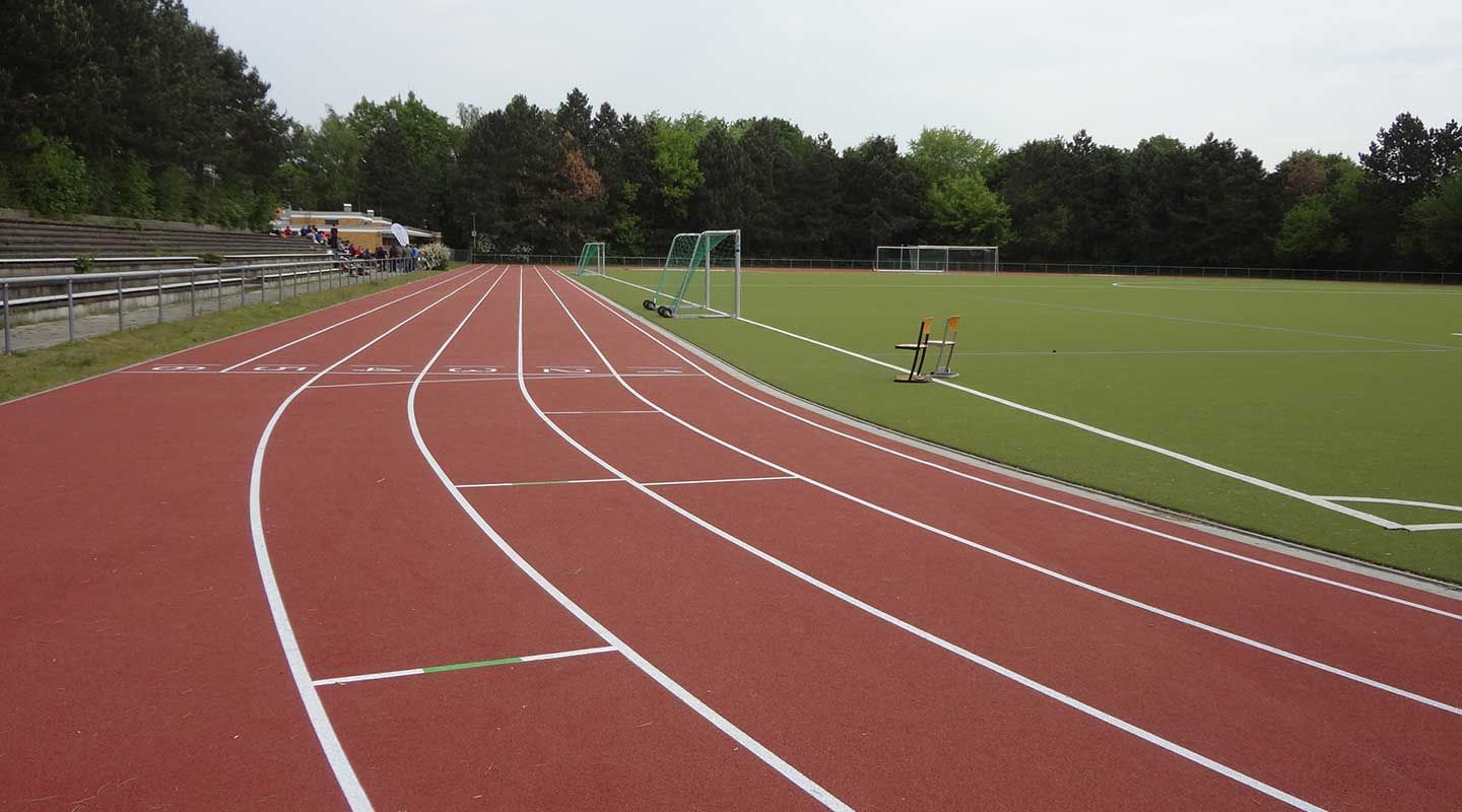 Sanierung Schulsportanlage Romain-Rolland-Oberschule (Cité Foch) Pláce Moliere 4 in Berlin 