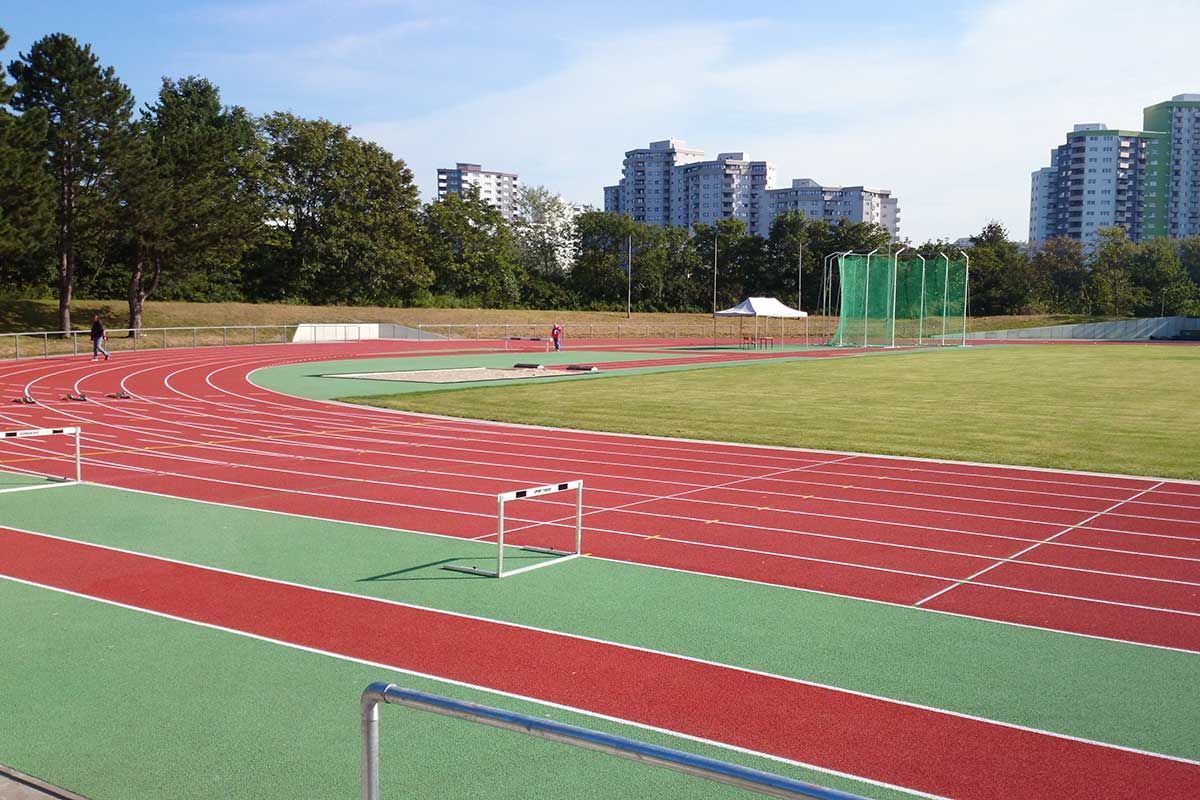 Sportstadion Finsterwalder Straße in Berlin