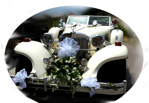 voiture de mariage fleurie