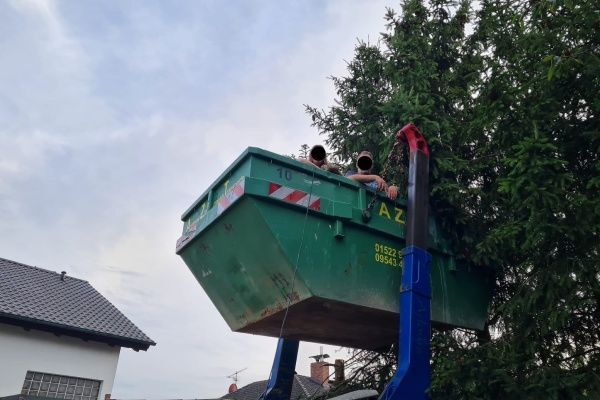 Fahrzeug der Firma Andreas Zimmermann Transporte