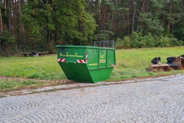 Fahrzeug der Firma Andreas Zimmermann Transporte