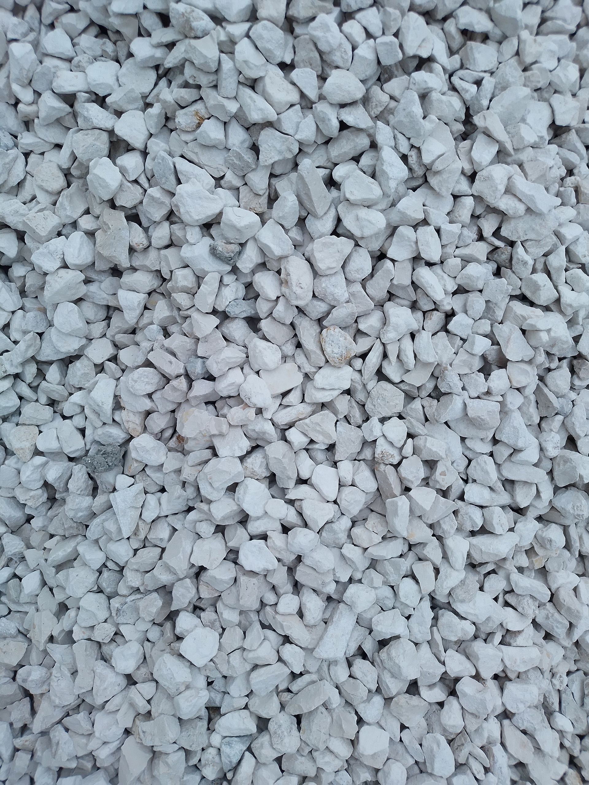 Petits graviers blancs
