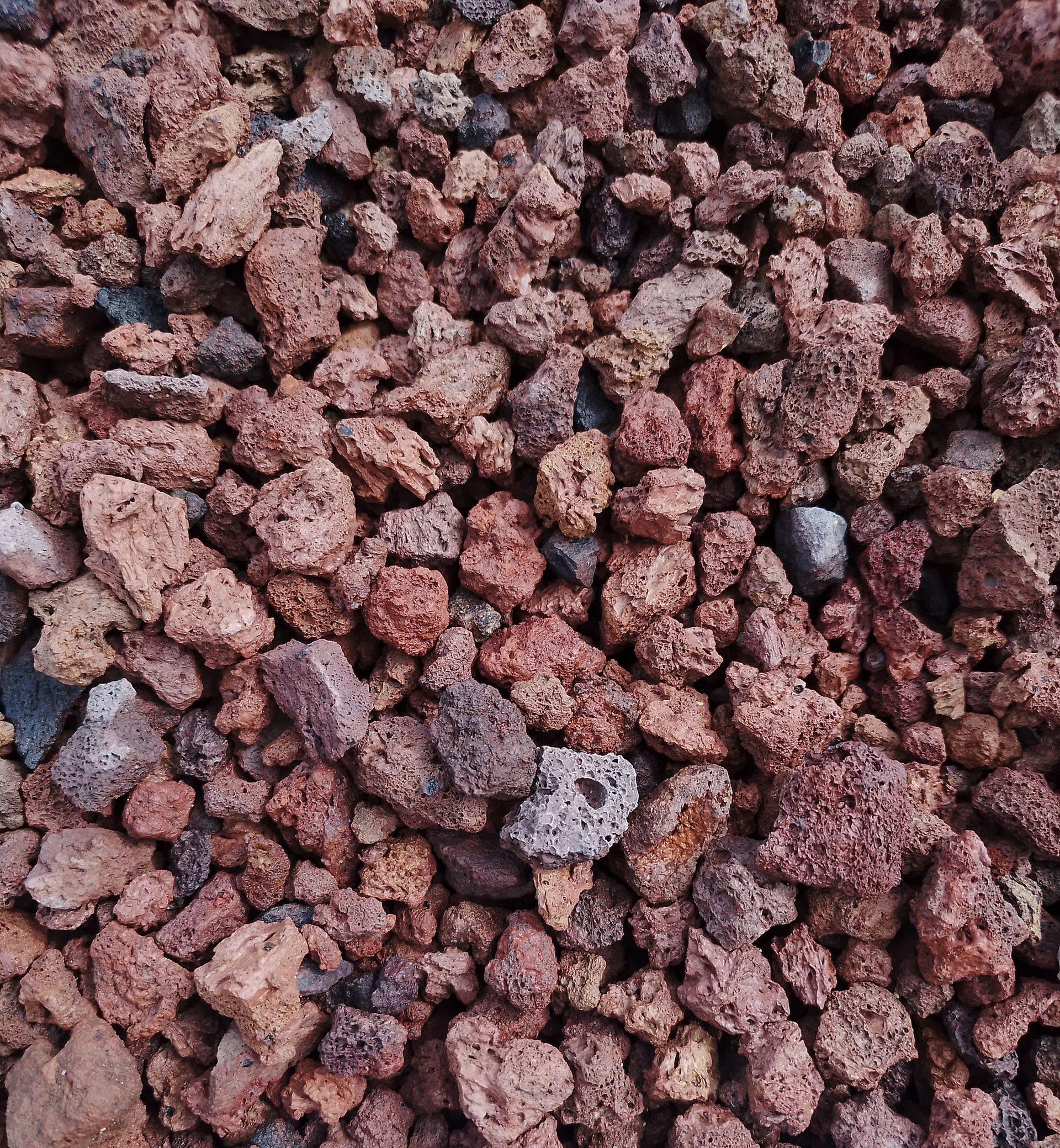 Pouzzolane rouge bordeaux