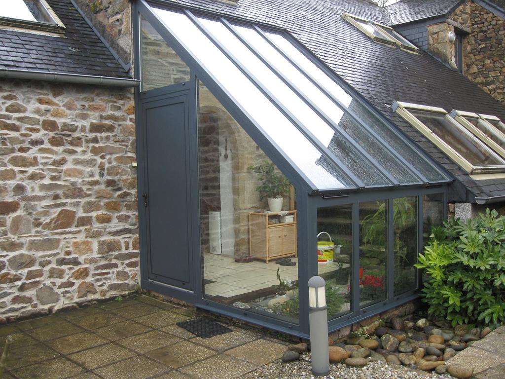 Véranda mixte vue de l'extérieur