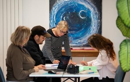 Cours de langues en présentieé - DM langues coaching traduction - Dominique Maltèse