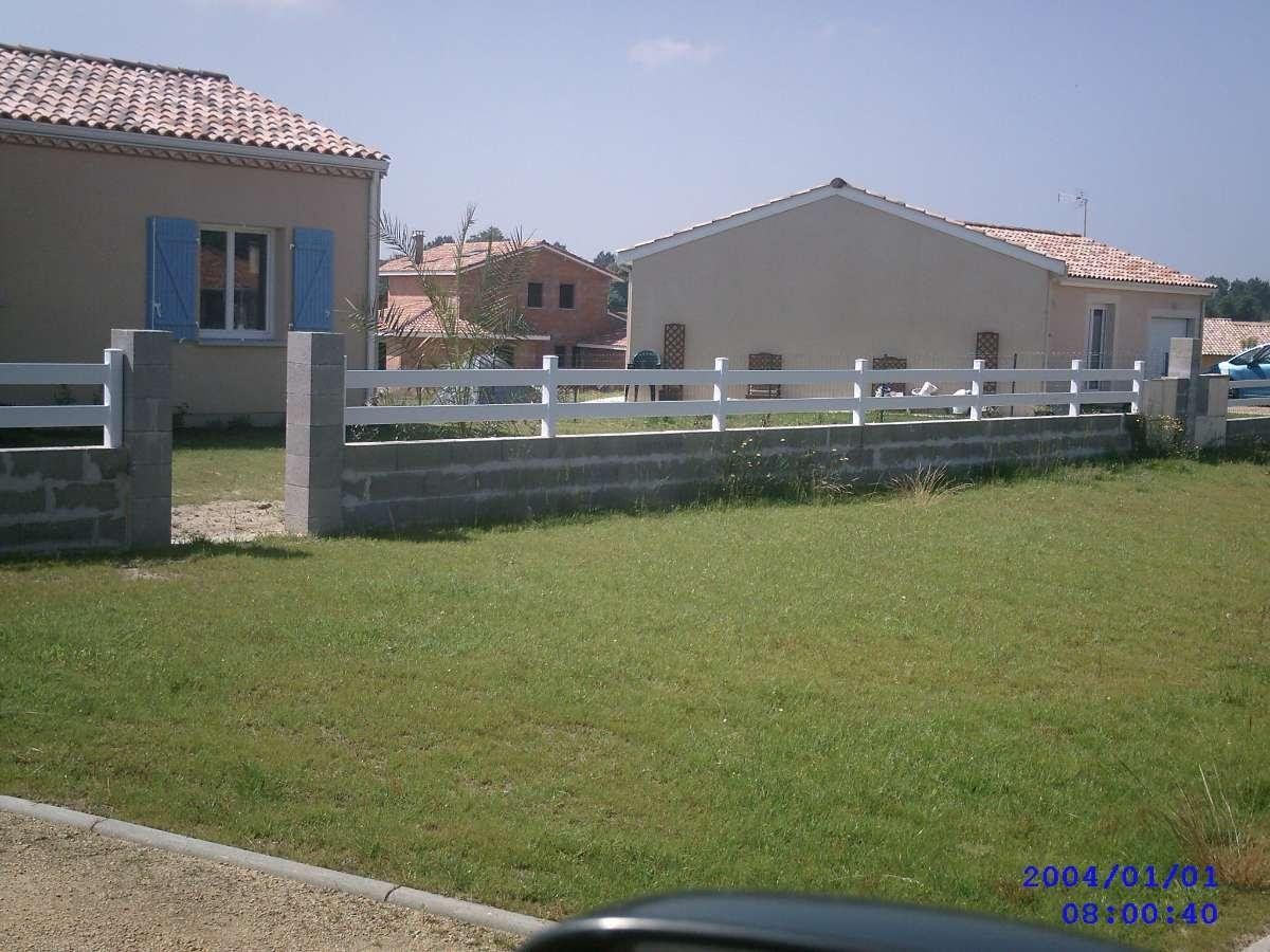 Blanco Félix Terrassement à Mont-de-Marsan Clôture lisse PVC