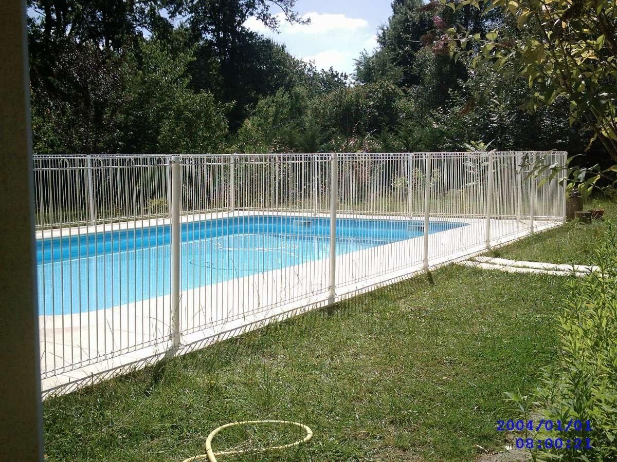 Blanco Félix Terrassement à Mont-de-Marsan (40) - Clôture de piscine