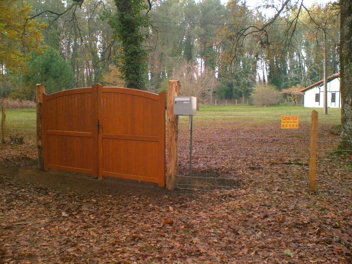 Blanco Félix Terrassement à Mont-de-Marsan (40) - Portail bois