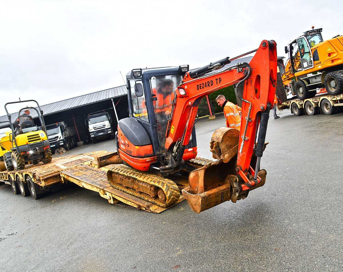 Transport d'engins de chantier