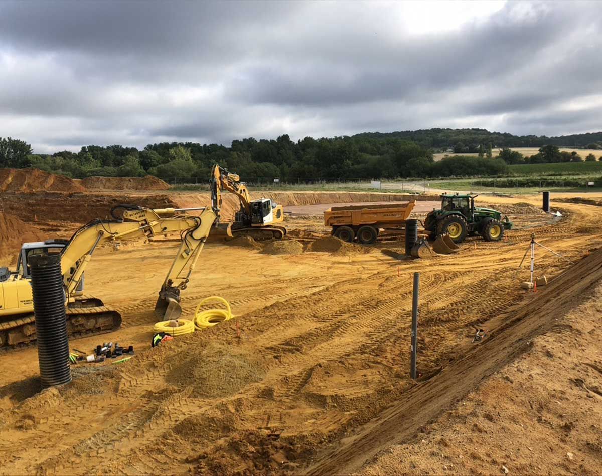 Chantier de terrassement pris en charge par la société Bezard TP