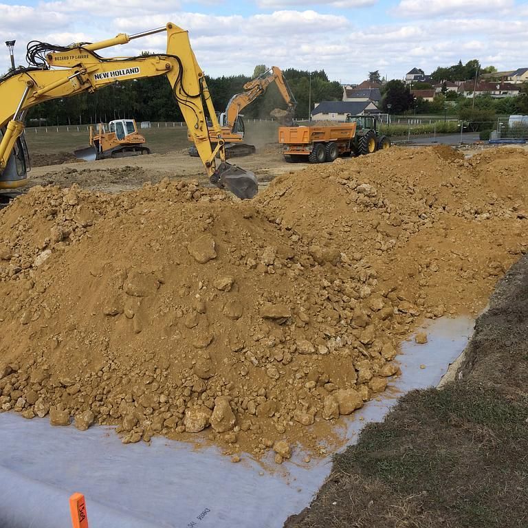 Aménagement paysager devant une maison