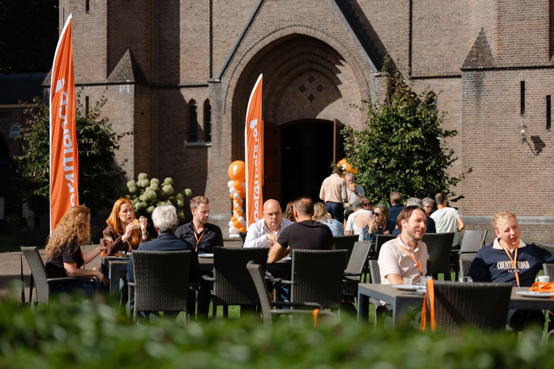 Vergaderen buiten in de natuur bij de historische locatie Bovendonk